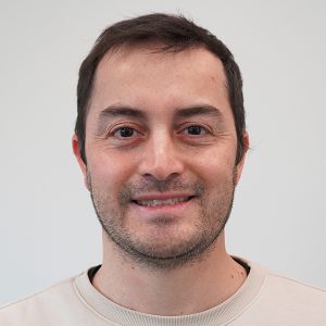Mauricio Caro